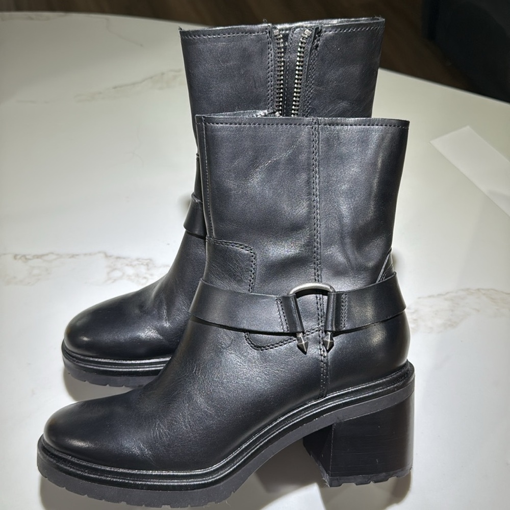NEW 8.5 DOLCE VITA CAMROS Leather Heel Booties, Black, Size 8.5